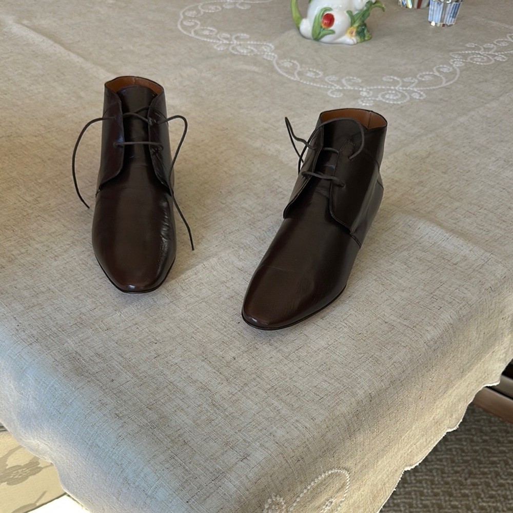 Women’s Brown Leather Shoes